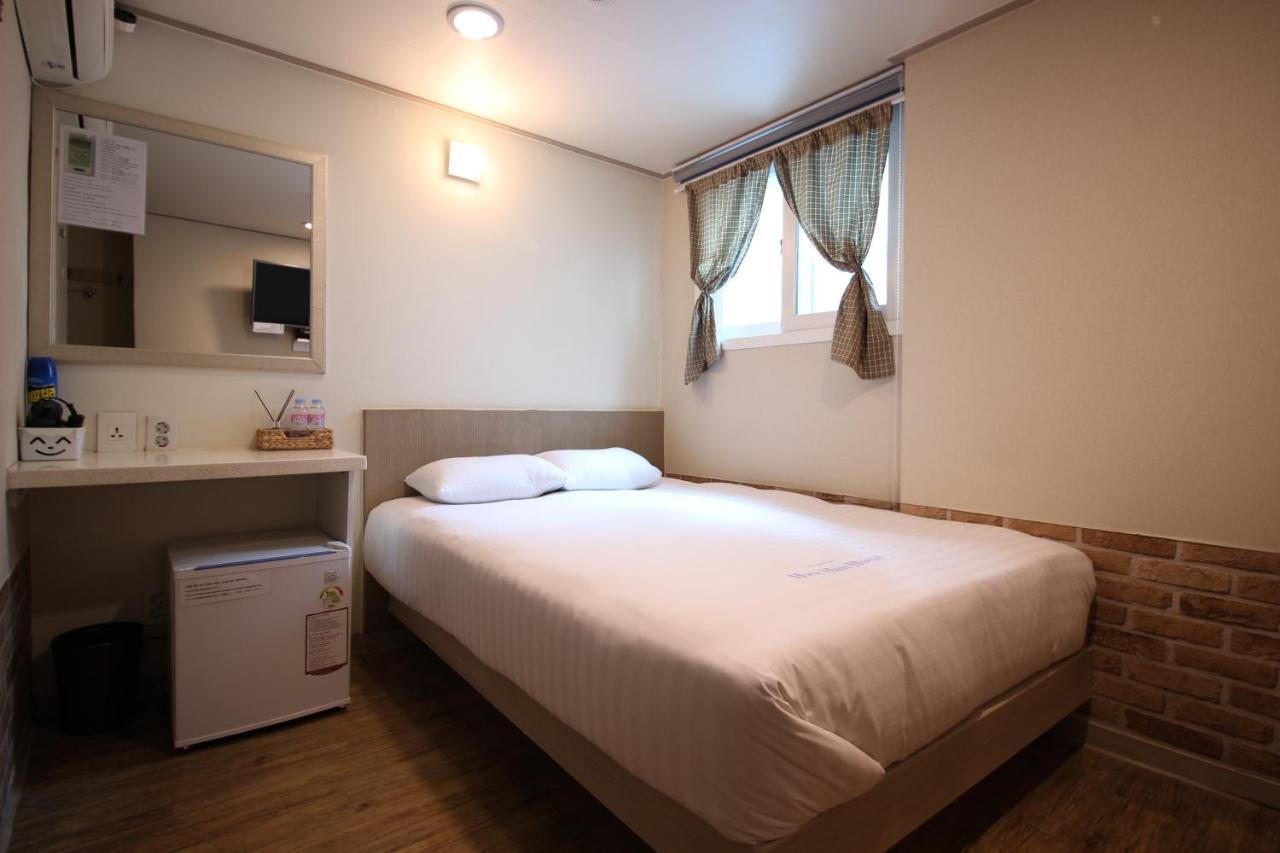 Dongdaemun Hwashin Hostel Seoul Exteriör bild
