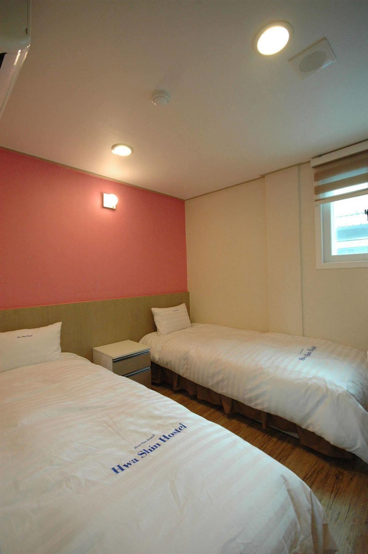 Dongdaemun Hwashin Hostel Seoul Exteriör bild